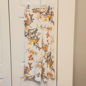 Wide leg pants